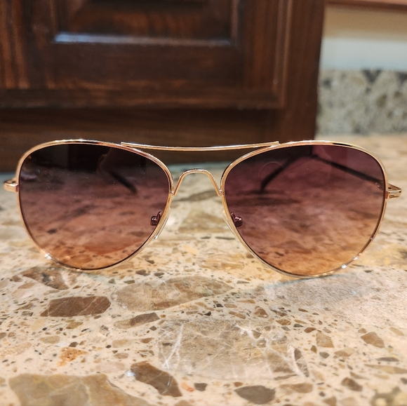 Aviator Sunglasses with Brown Lenses - Picture 2 of 6